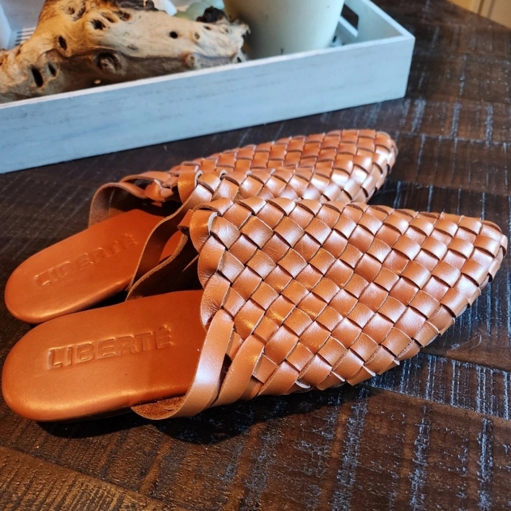 Liberte Prague Woven Mule Sandals in Cognac Size 7 Cowhide Leather